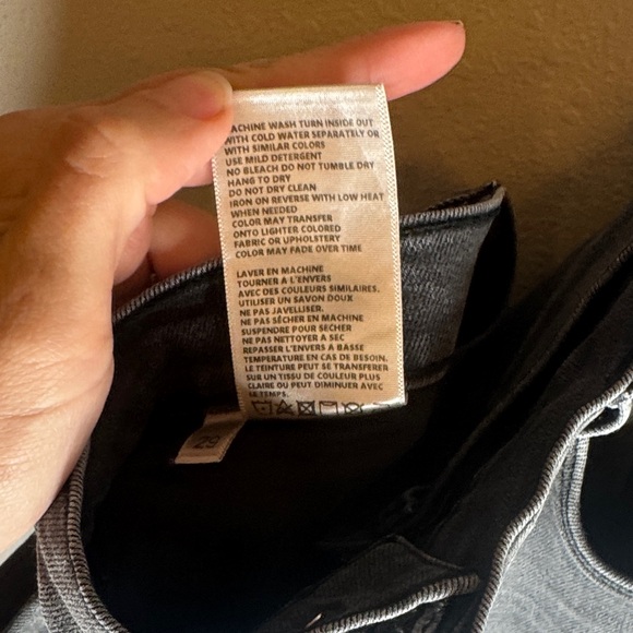 L'AGENCE Audrey Mid-Rise Charcoal Denim Frayed Raw Hem Shorts Vintage Black - 29 - Picture 13 of 13